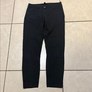 Forever 21 Women's Black Skinny Jeans